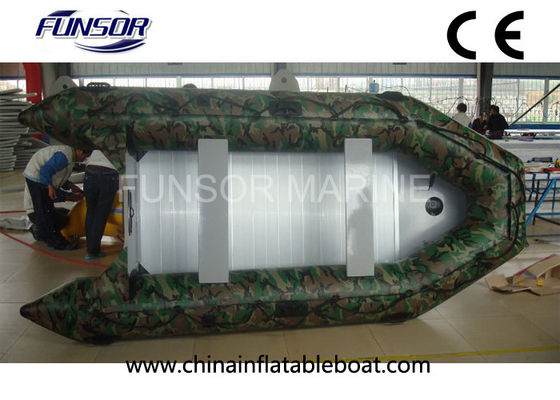 China Aluminum Floor Camouflage Inflatable Boat , Six Person Advanced Inflatable Kayak supplier